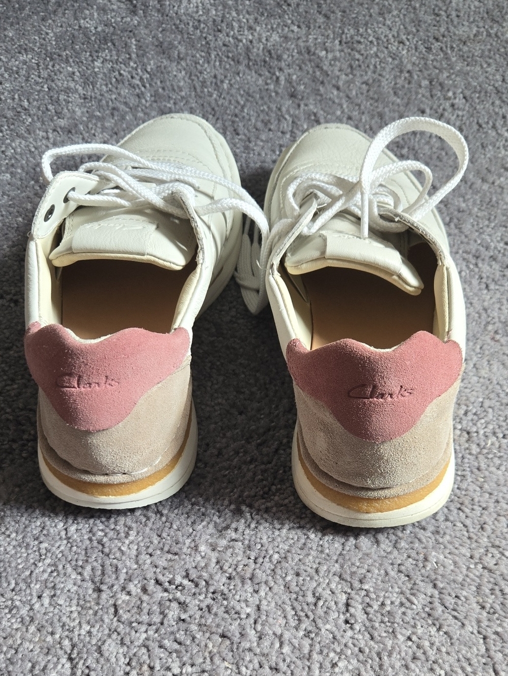 Size 10M, Clarks Women's Cream Leather Sneakers with Pink Suede Heel